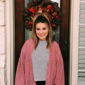 Meet your Posher, Camryn